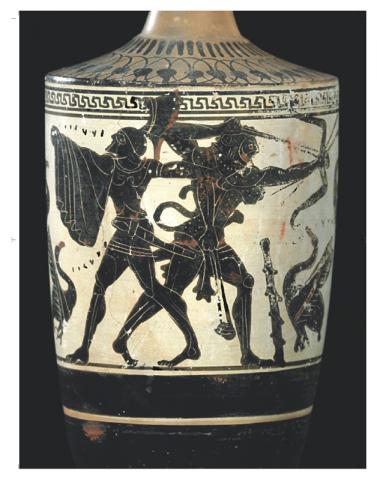 Lekythos attica a figure nere con raffigurazione di Ercole in lotta contro gli uccelli stinfalidi, inv. 145137. Databile intorno al 490 a.C. Restituita dal Museum of Fine Arts di Boston nel 2006.